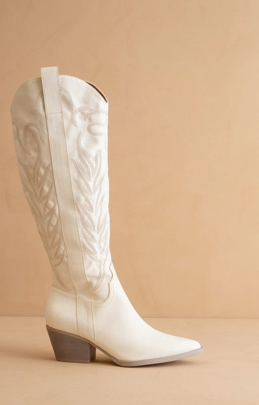Samara Western White Cowboy Boots Balenciaga Venom Boots