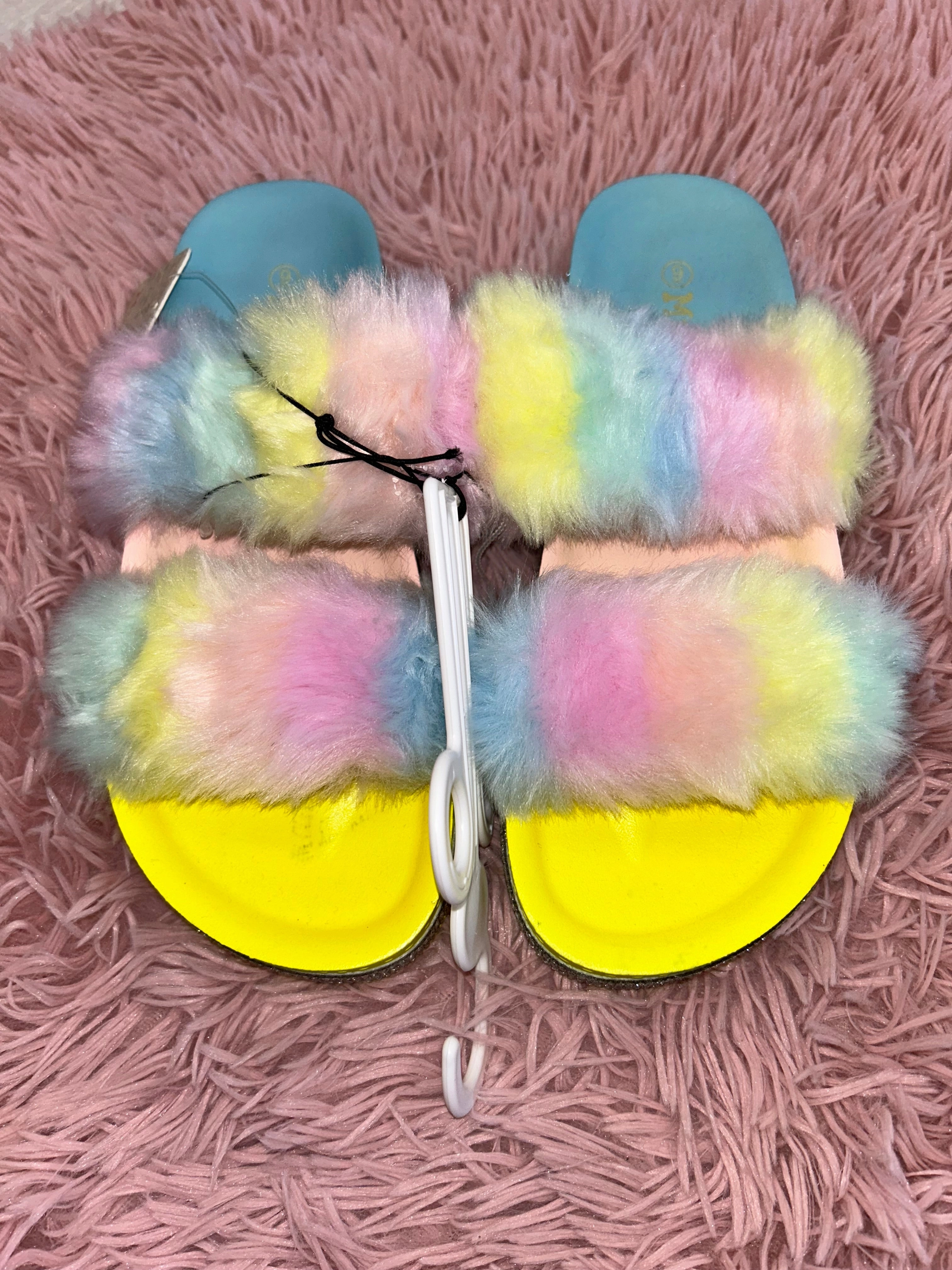 Sandals Flip Flops By Mudd In Pink/blue, Size: 9 Flip Flops Slippers