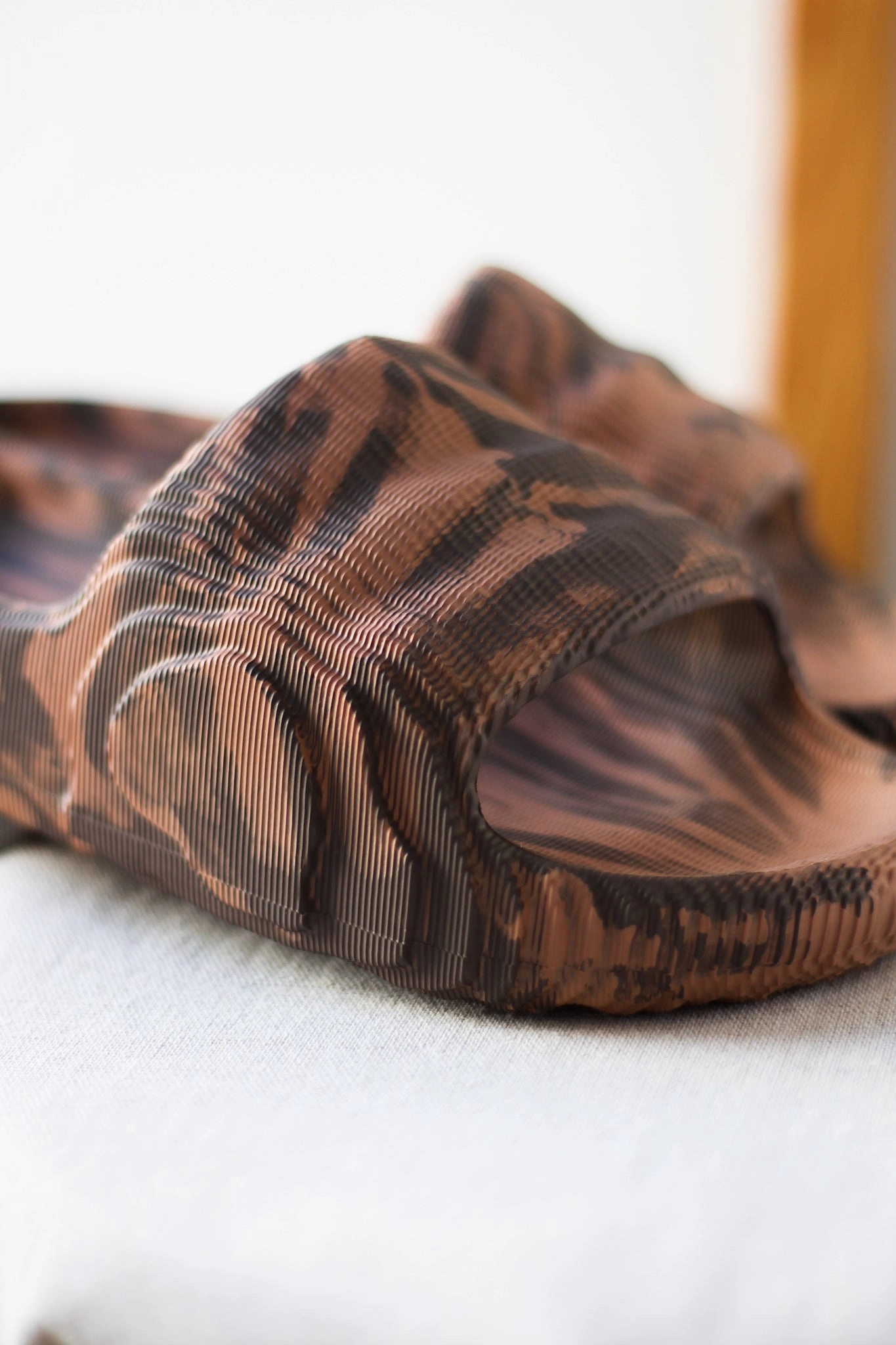 Glorange Slippers ADILETTE 22 "EARTH STRATA"