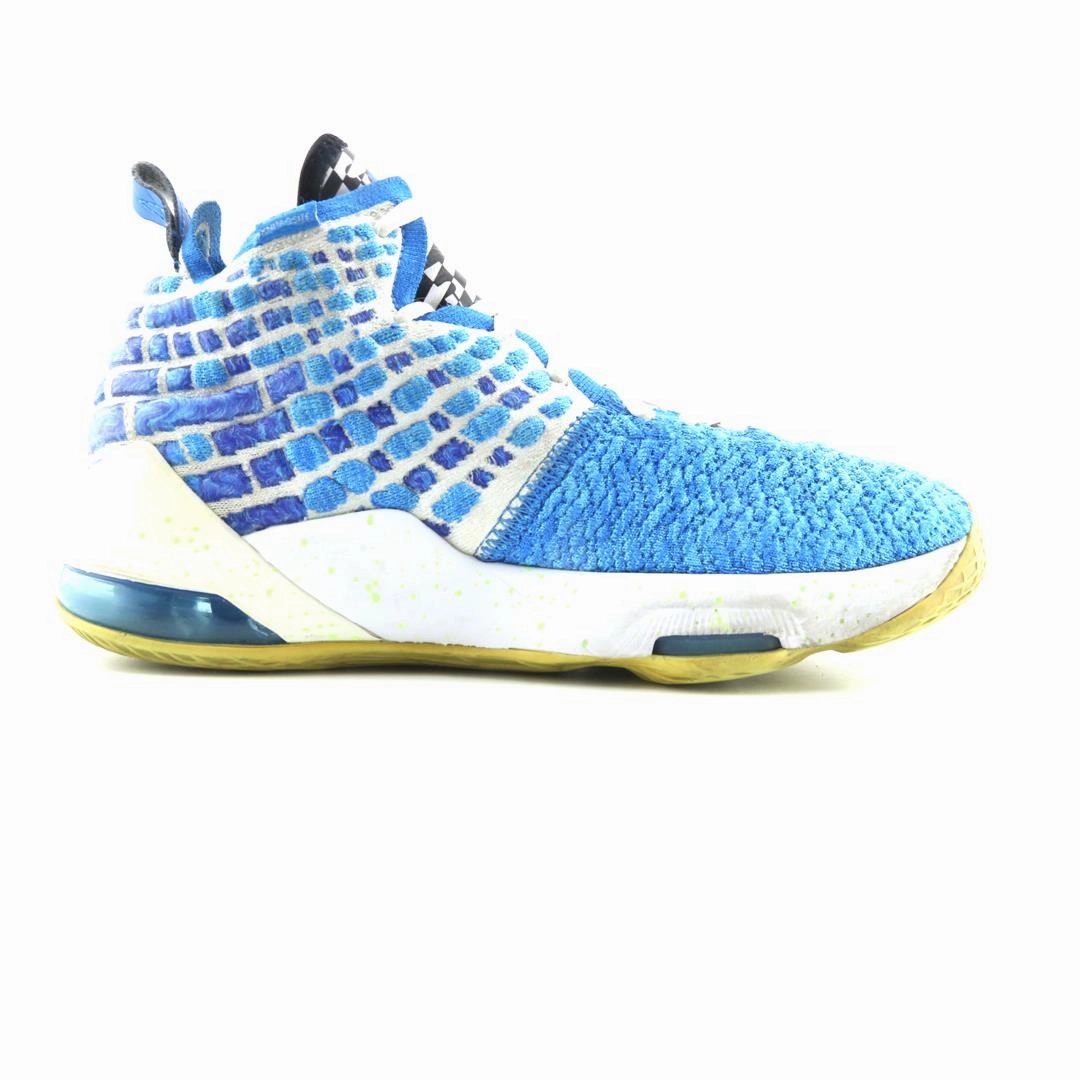 Off Brand Basketball Shoes NIKE  LEBRON 17