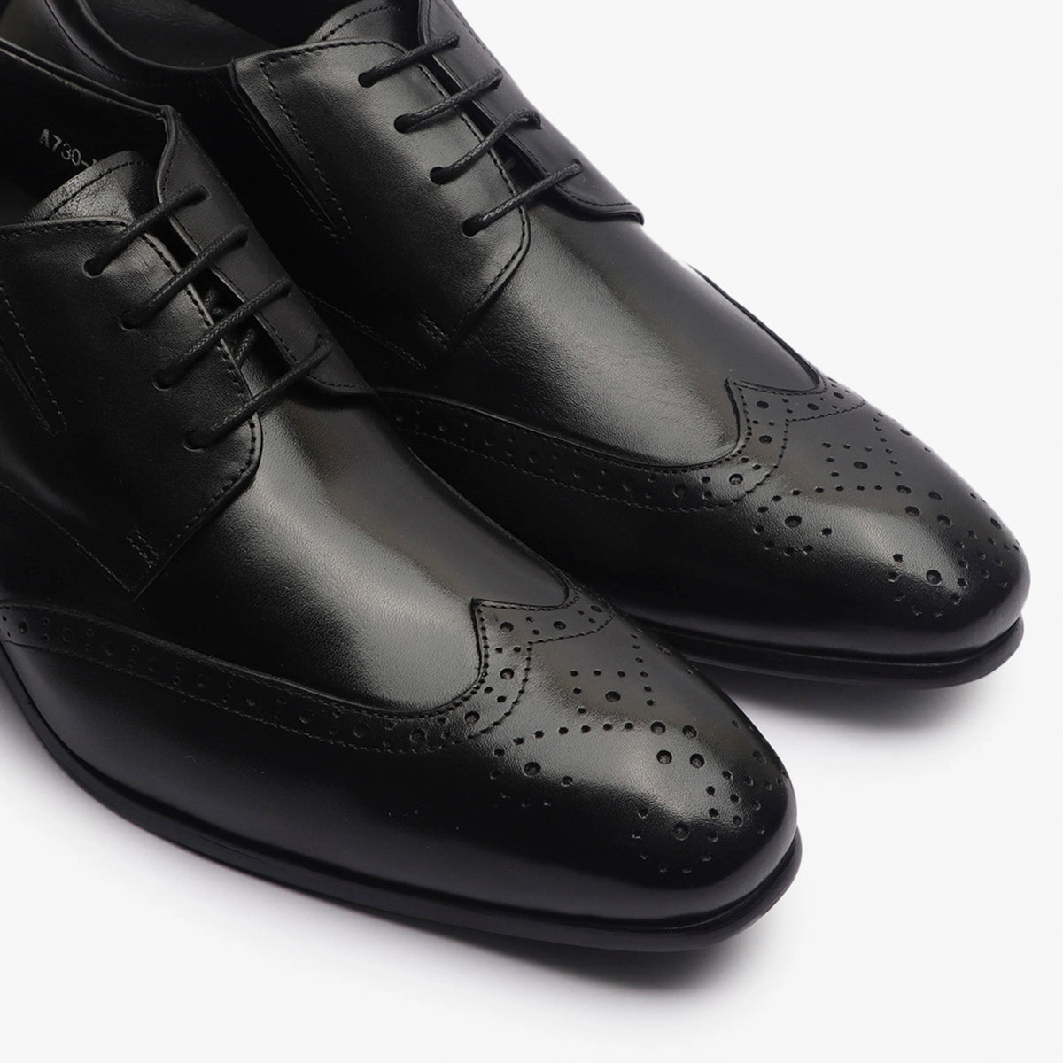 Brogues Stanley Anders Premium Leather Insert Heel Brogues