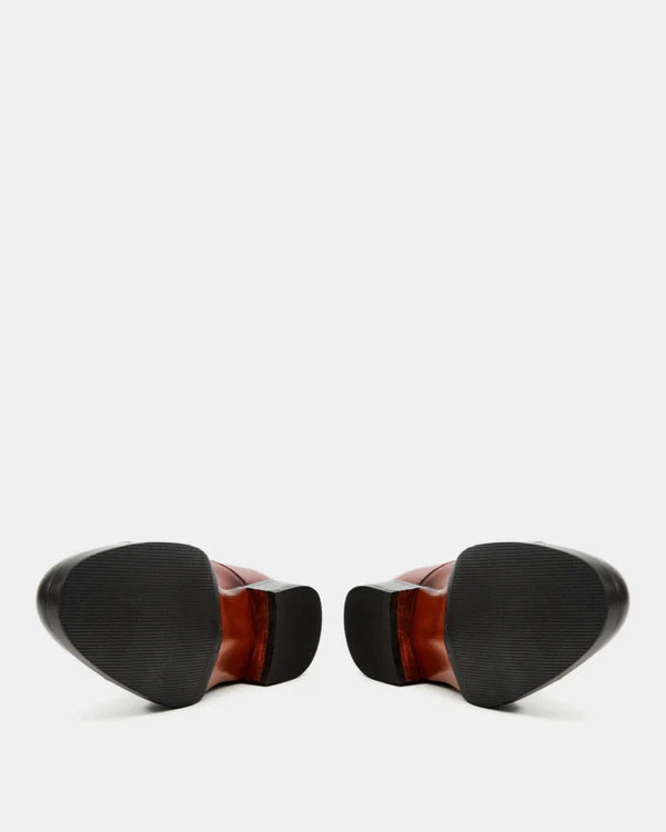 Berkshire Lug Plain Toe Oxfords Museum Cognac Cap Toe Oxford with Rubber Half Soles