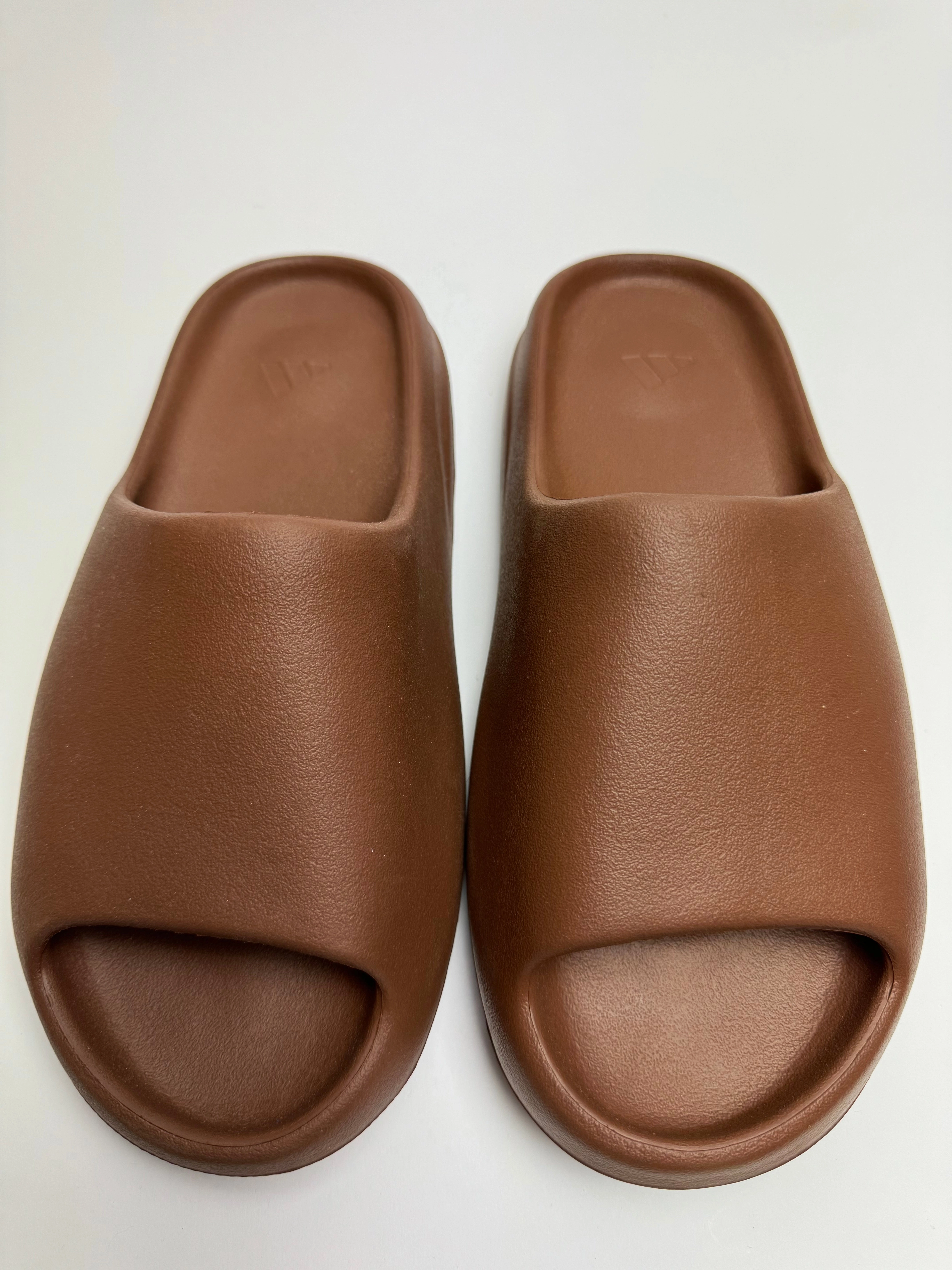 Yeezy Slide "Flax" Checkered Slides