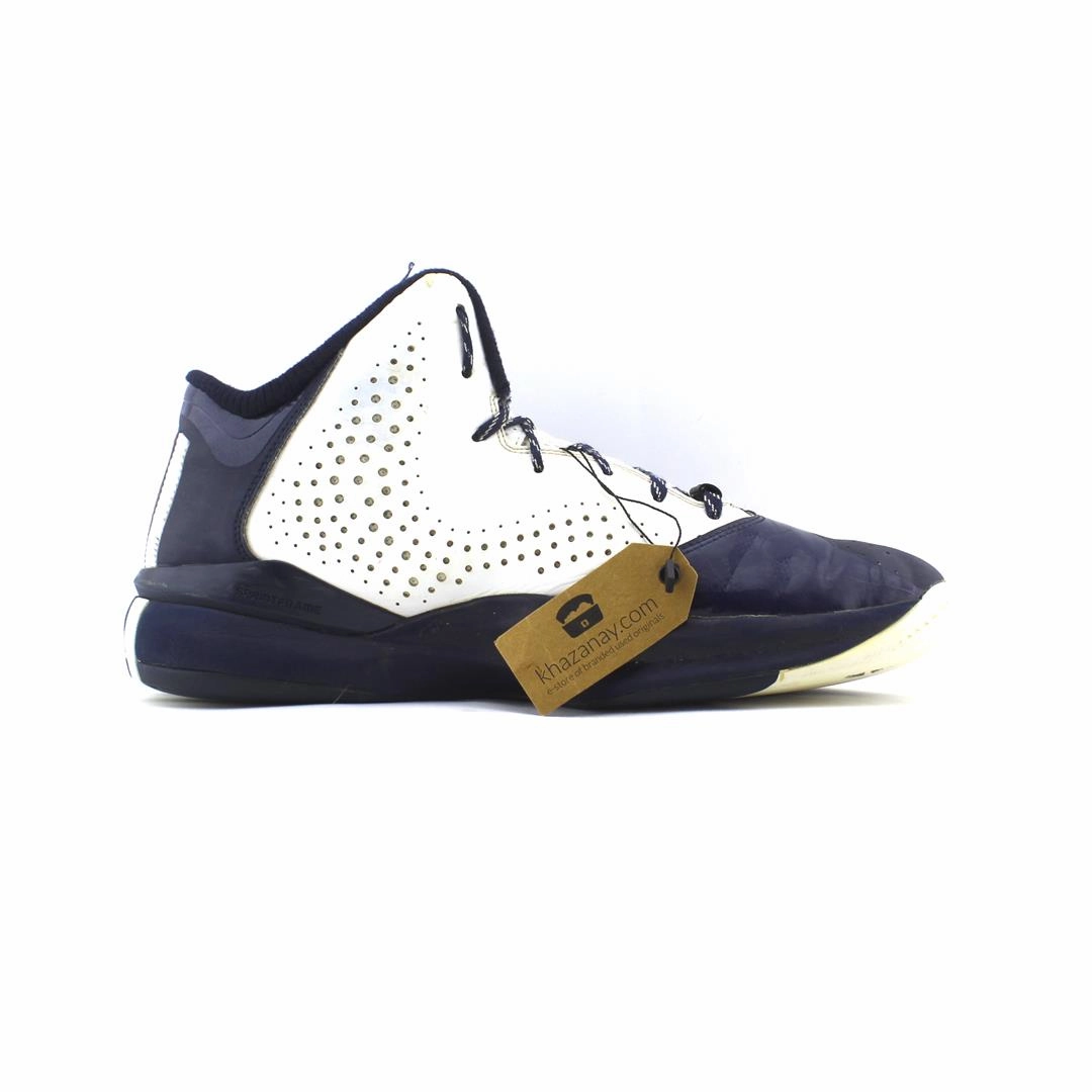 ADIDAS . Fye Basketball Shoes