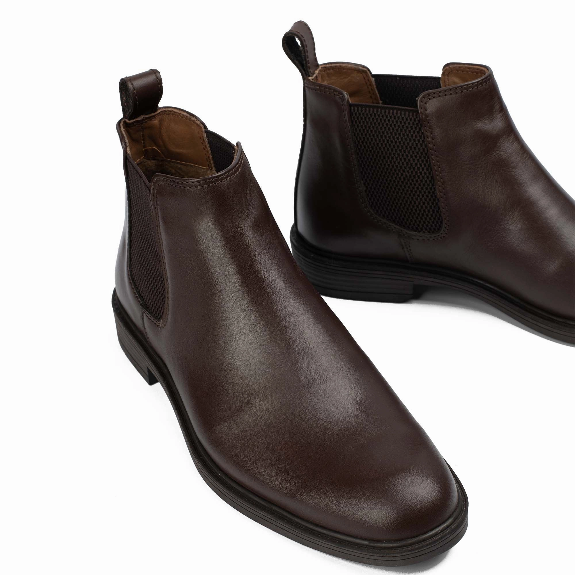 Adventurer BROWN Natural Leather Chelsea Boot Marc Fisher Chelsea Boots Yale