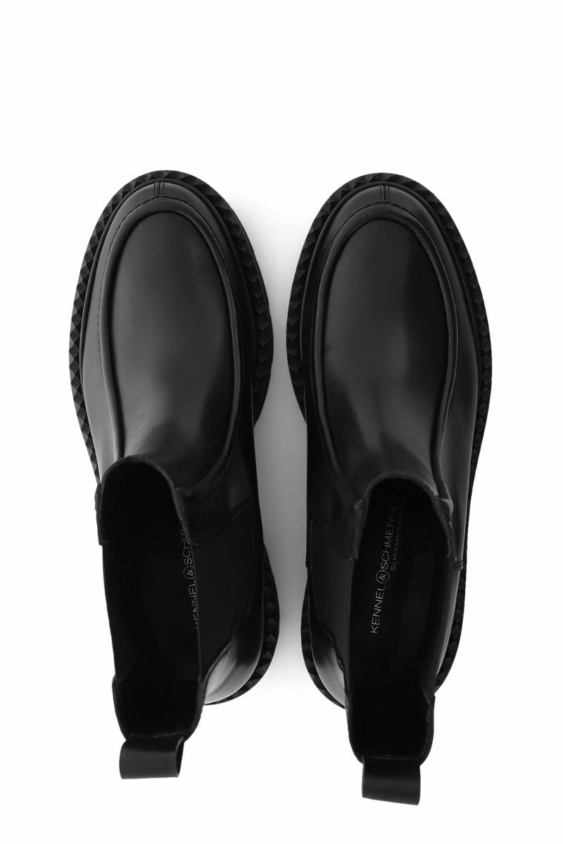 Freda Chelsea Boot Chelsea Boots Vs Chukka