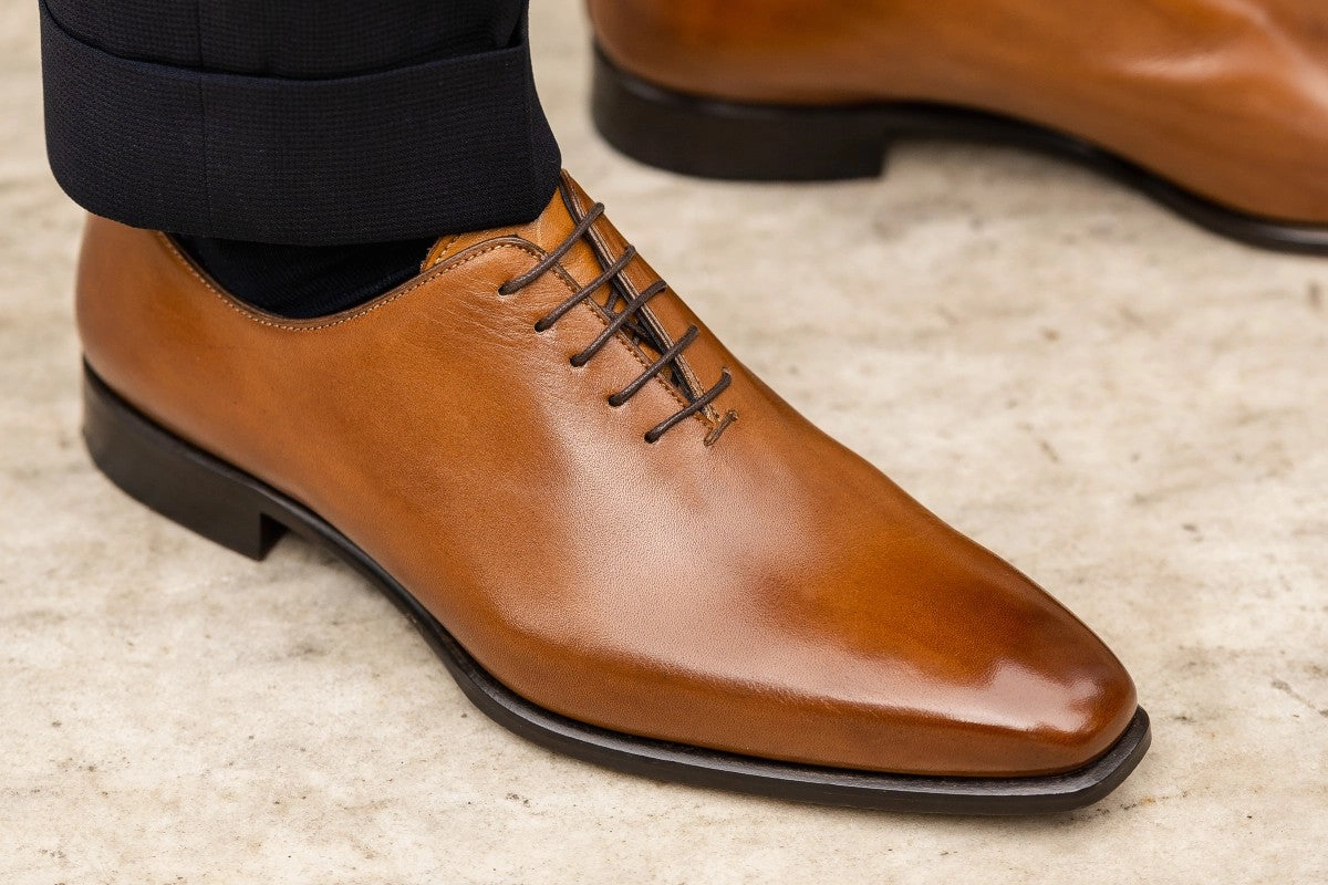 The Ramses Wholecut Oxford - Cognac Brown Oxfords With Chinos