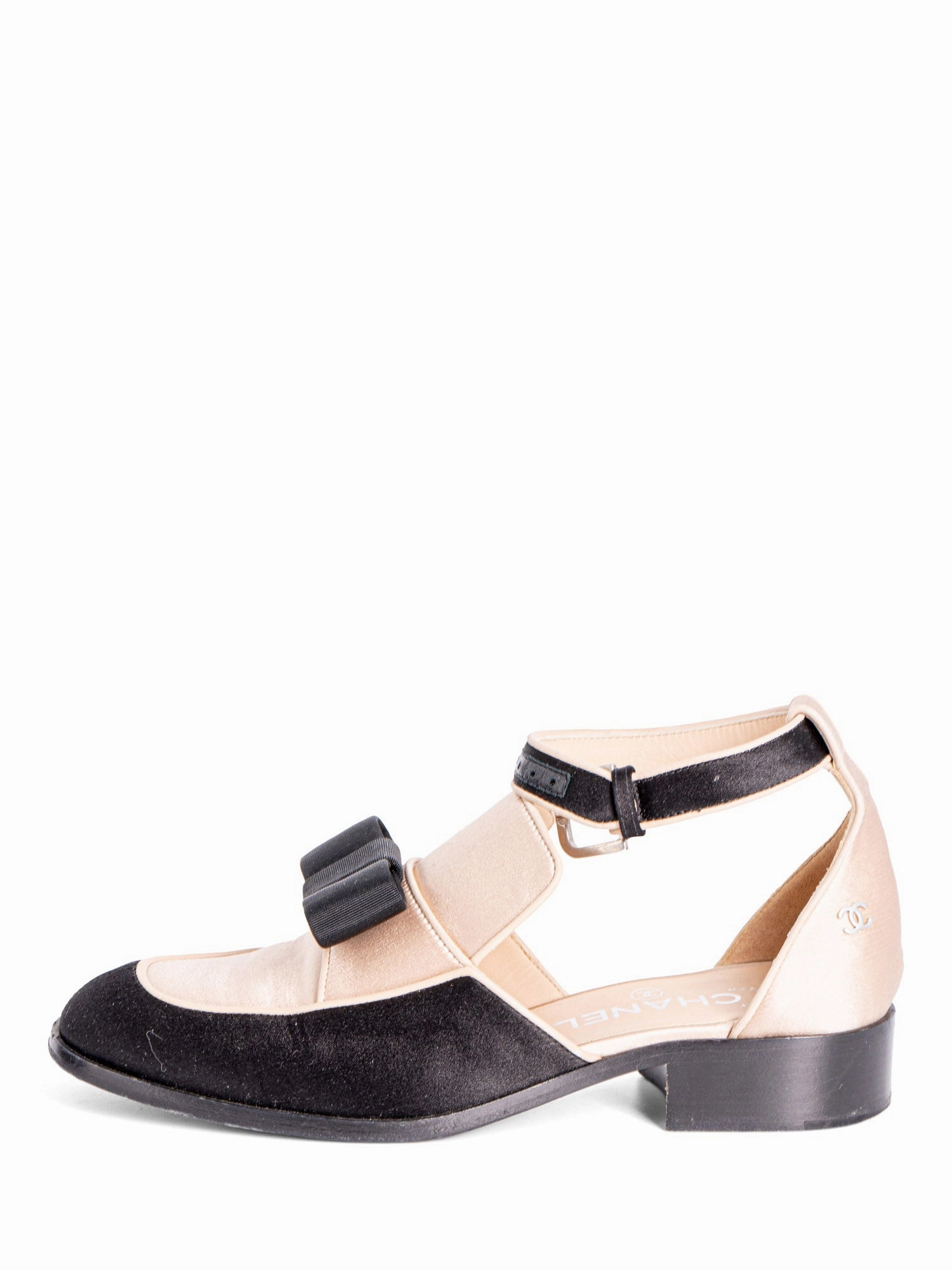 Top Quality Chanel Spring Runway 2015 Cut-Out Bow Oxfords Shoes Black Beige Flat Oxfords