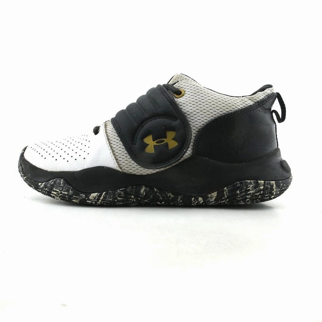 UNDER ARMOUR ZONE BB No Tie Basketball Shoes