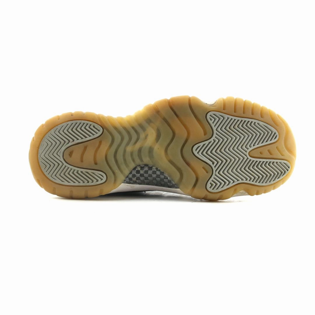 Customize Your Own Basketball Shoes JORDAN 11 RETRO