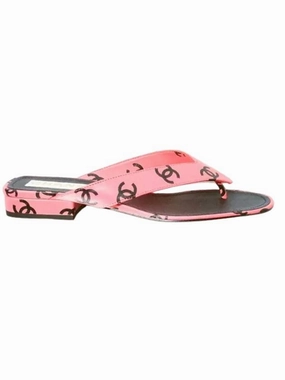 CC Logo Print Lambskin Flip Flops Pink Chanel Claw Slippers