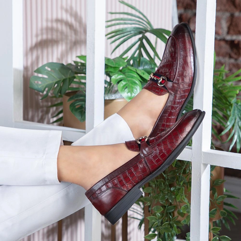 Loafers With Tiger The Sweden Brown Men's Leather Loafers Tresmode