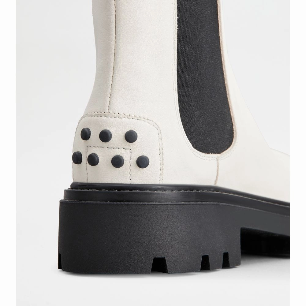 Chelsea Boots Size 4.5 Tod's Chelsea Boots in Leather