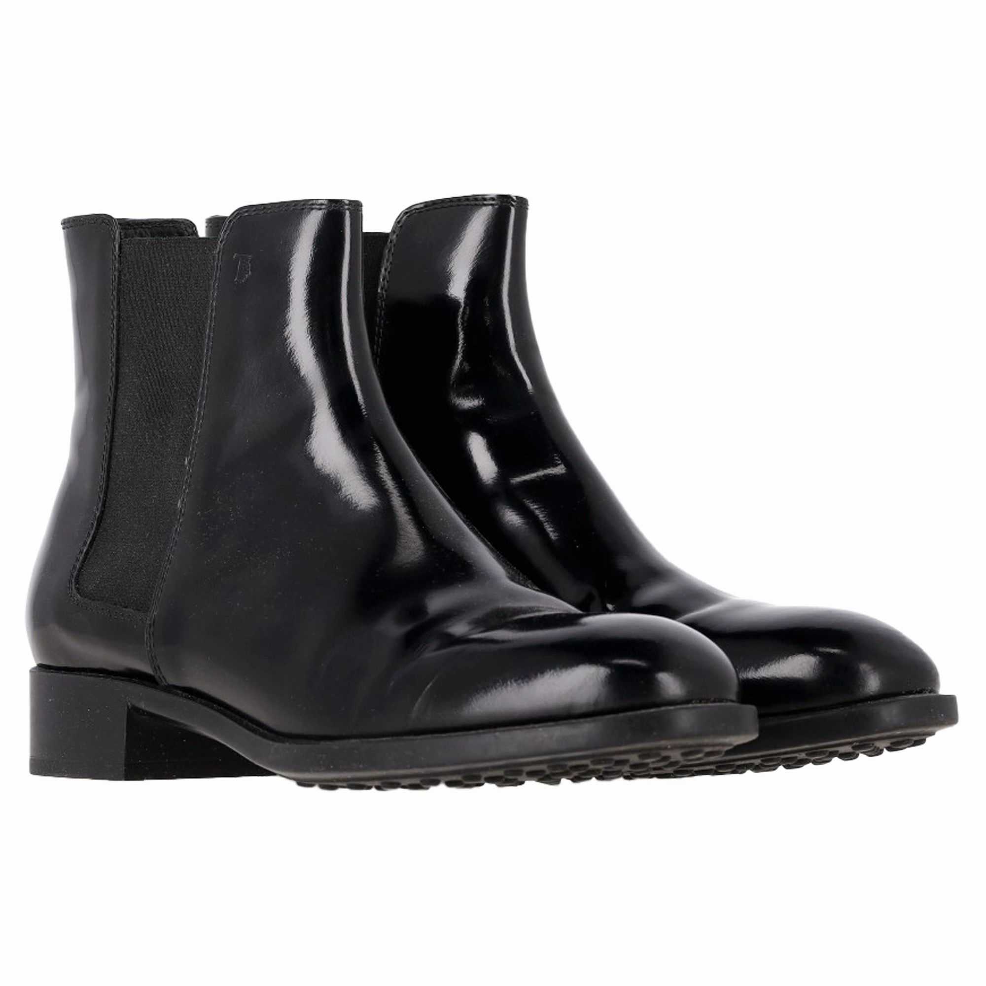 Faux Fur Lined Chelsea Boots Tod's Glossed Chelsea Boots in Black Leather