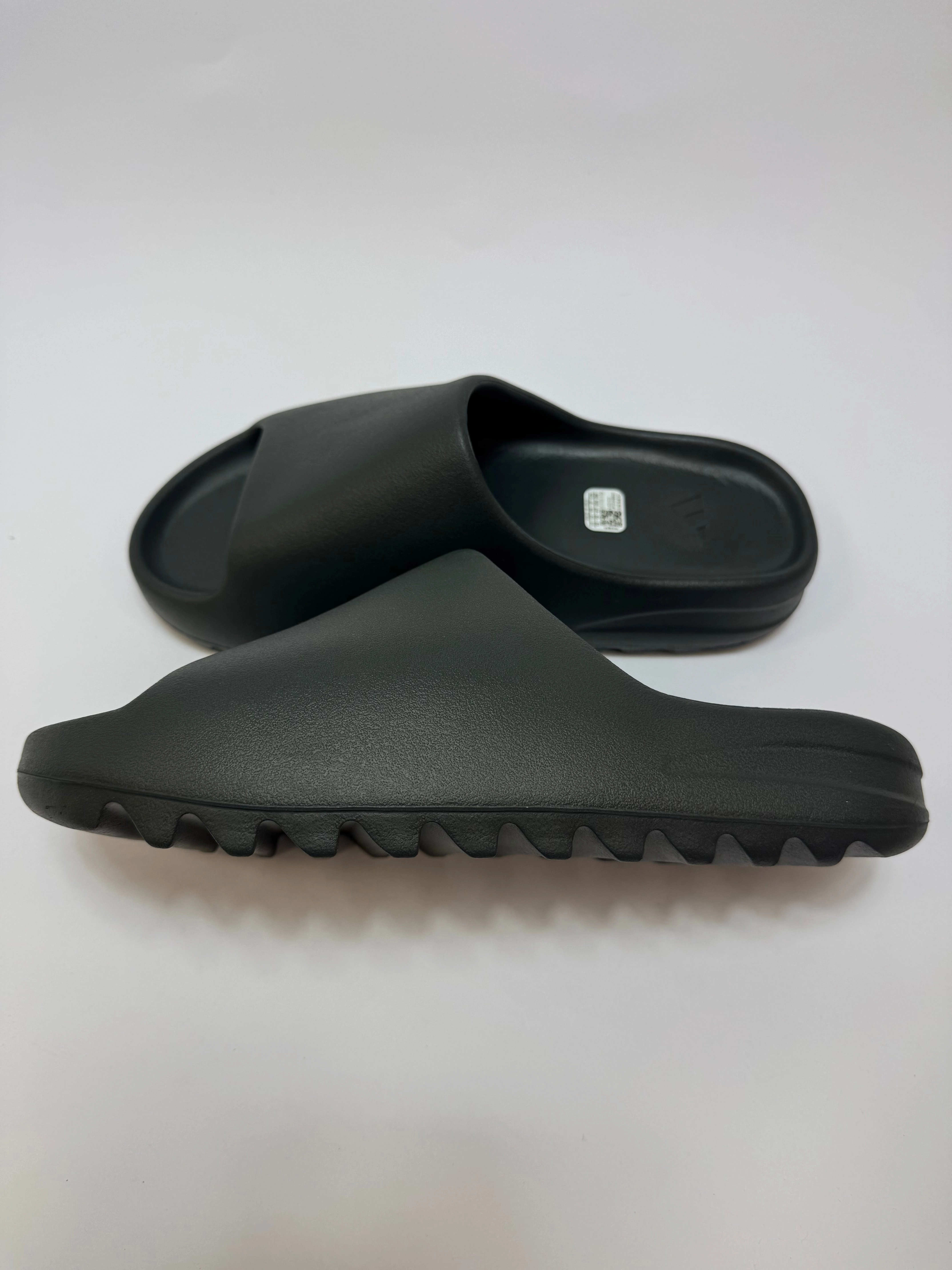 Slippers House Shoes Adidas Yeezy Slide "Dark Onyx"