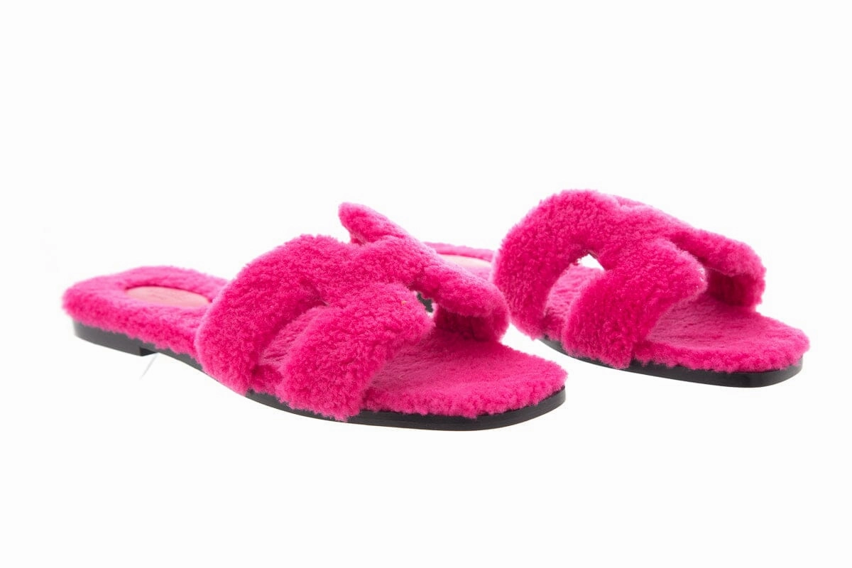Bedroom Athletics Slippers Herms Oran Teddy Shearling Fun Pink Slides SZ 39.5