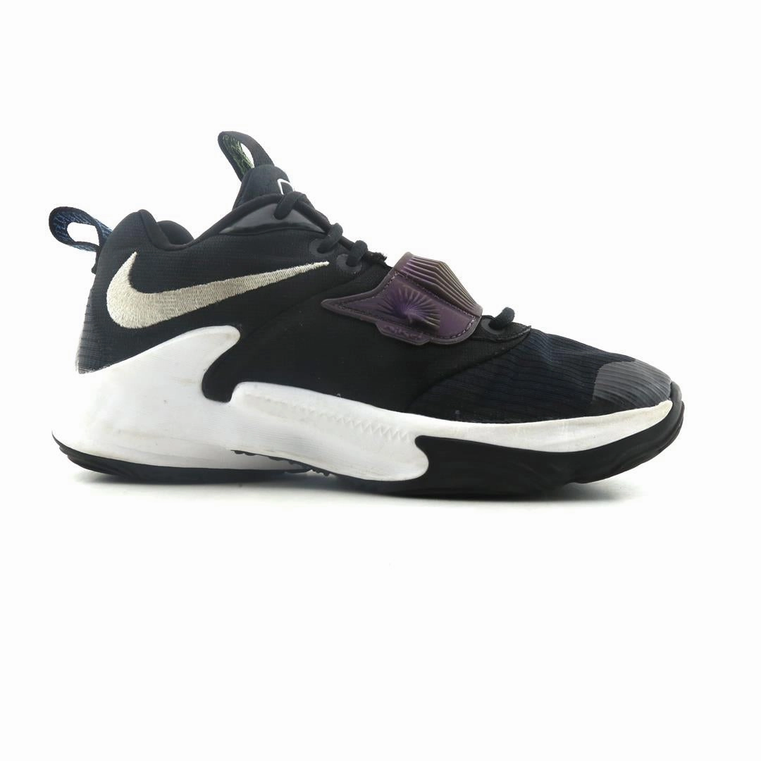 Ou Basketball Shoes NIKE  ZOOM FREAK 3