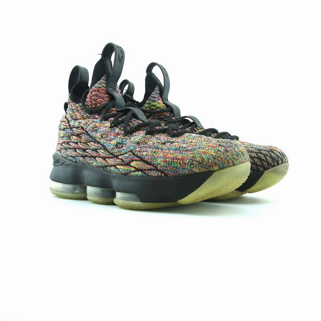 NIKE LEBRON 15 Basketball Shoes Backwards Swoosh