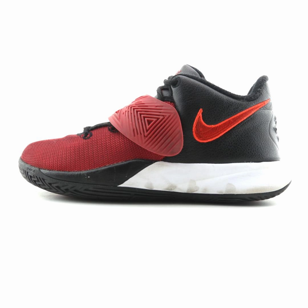 Basketball Shoe Store NIKE KYRIE FLYTRAP 3