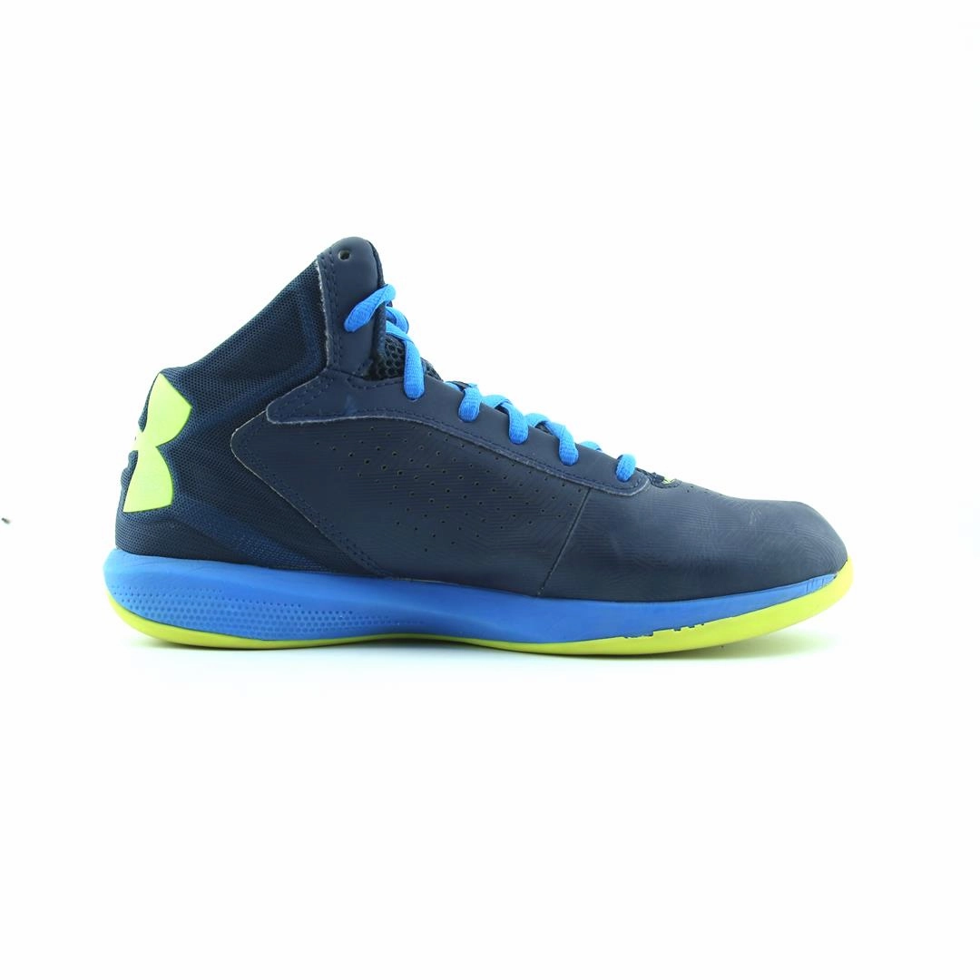 UNDER ARMOUR BGS TORCH Size 17 Basketball Shoes