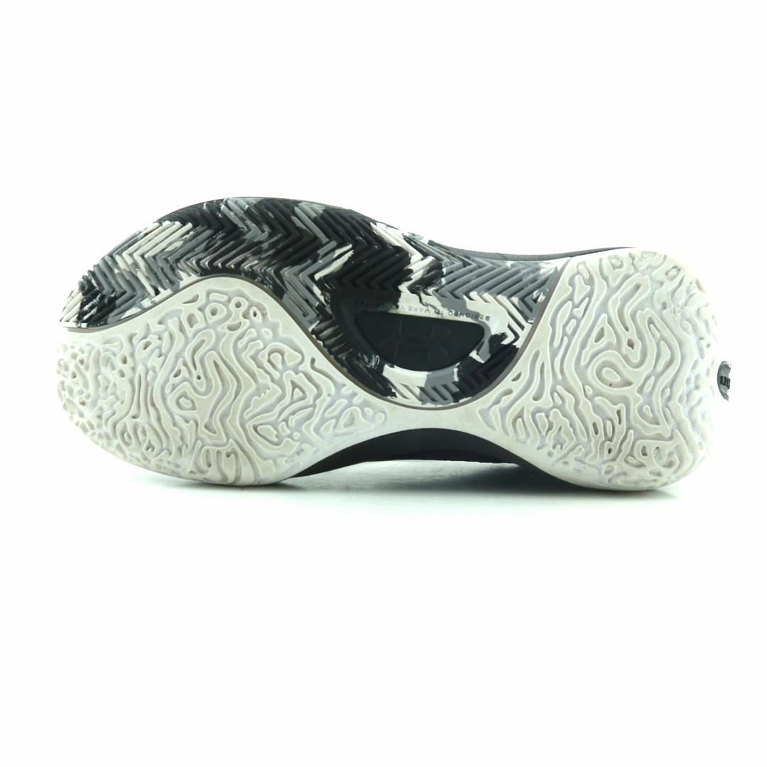 UNDER ARMOUR LOCKDOWN 6 Little Basketball Shoes