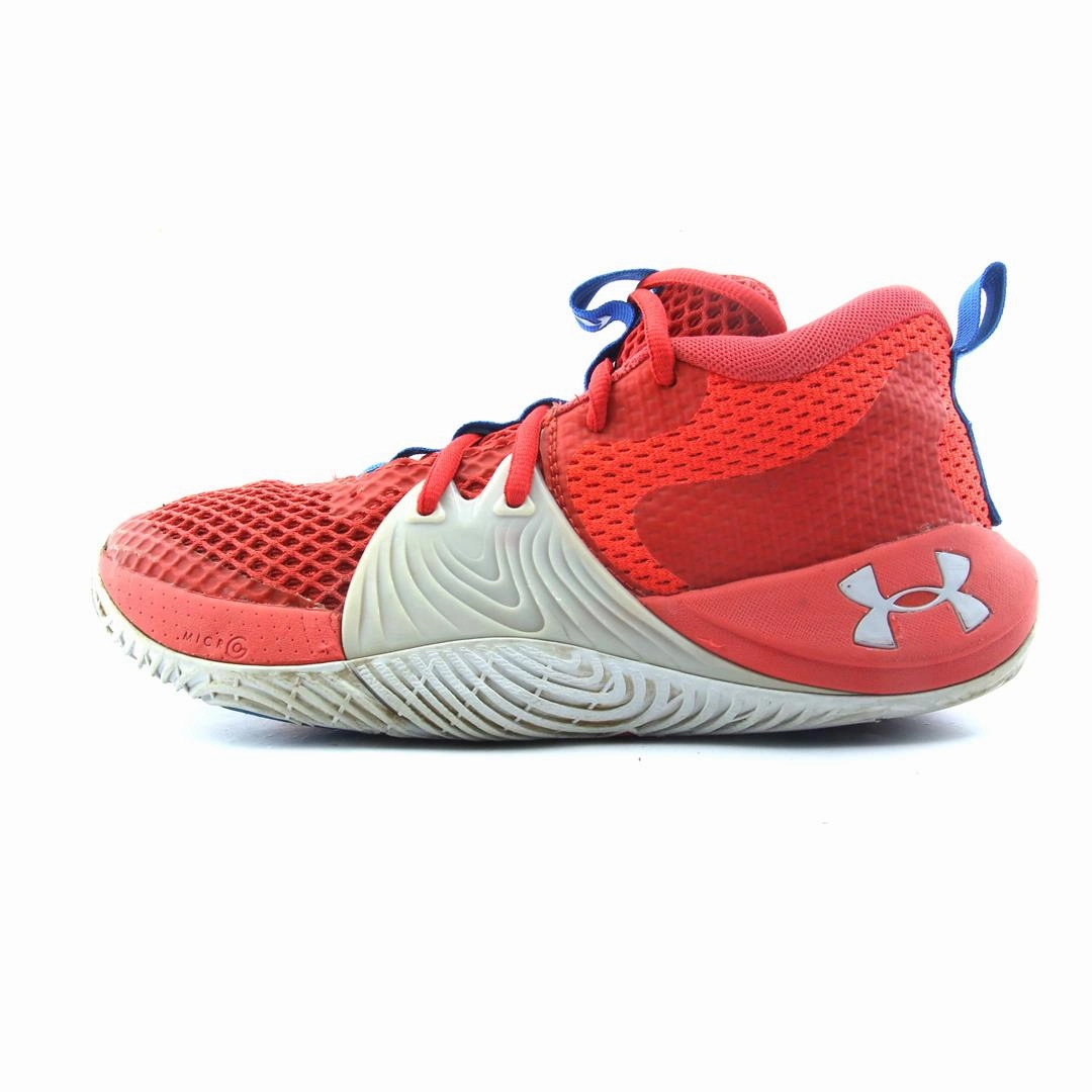 Basketball Shoes With Straps UNDER ARMOUR EMBIID ONE