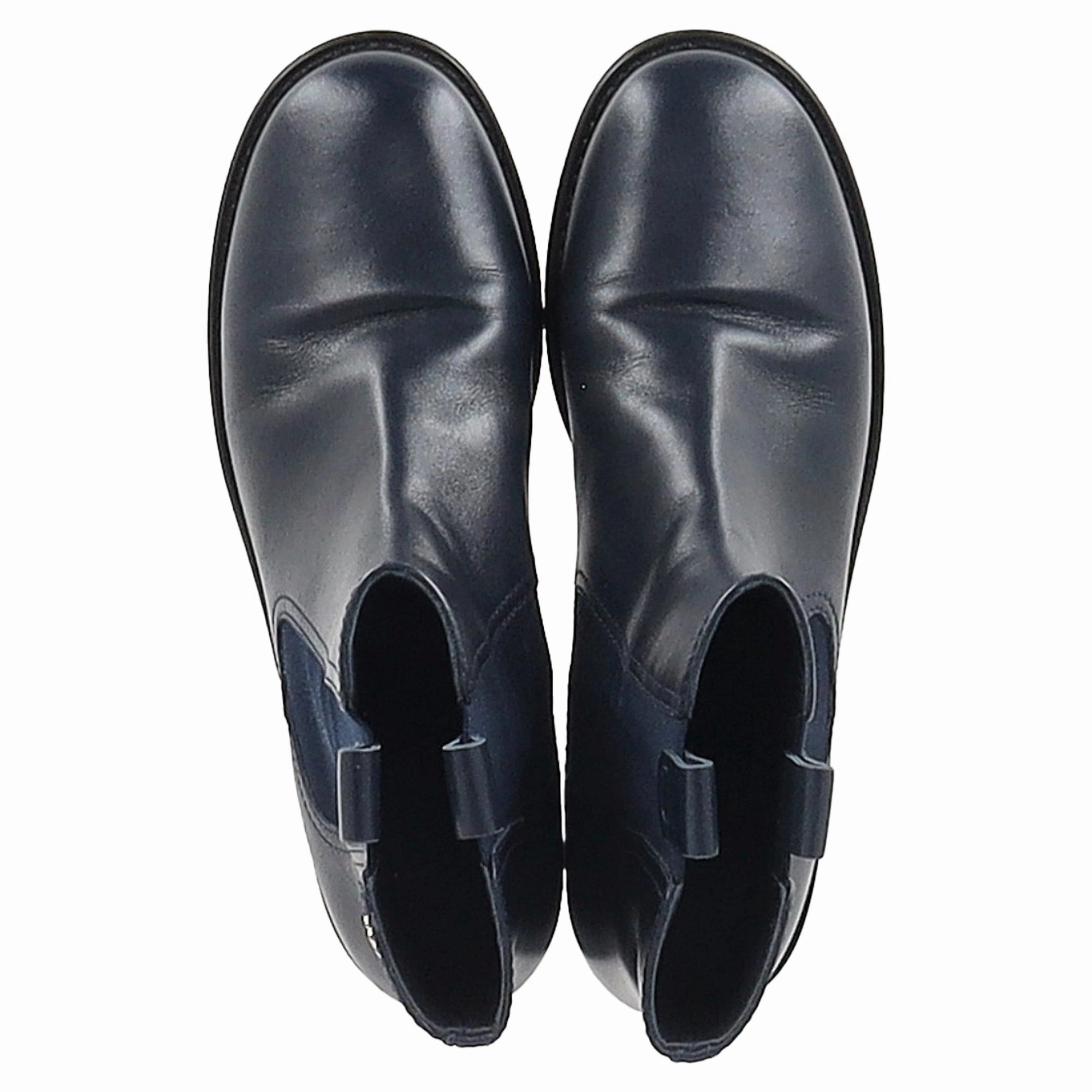 Thick Soled Chelsea Boots Chanel Chelsea Boots in Navy Blue Leather