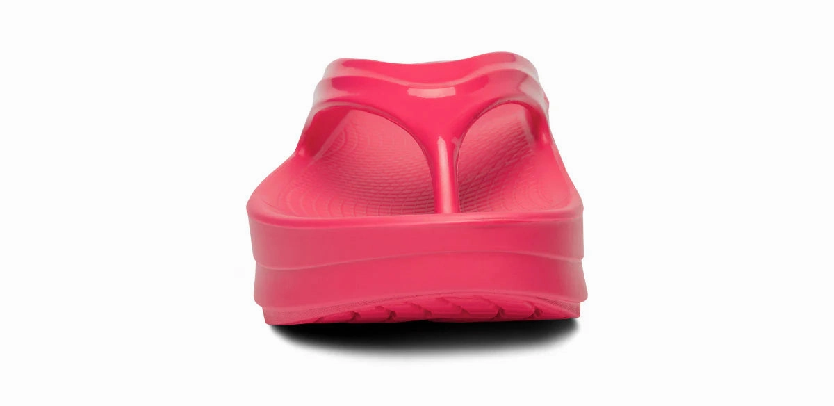 Slim Square Flip Flops OOFOS WOMENS OOMEGA THONG - NEON BERRY