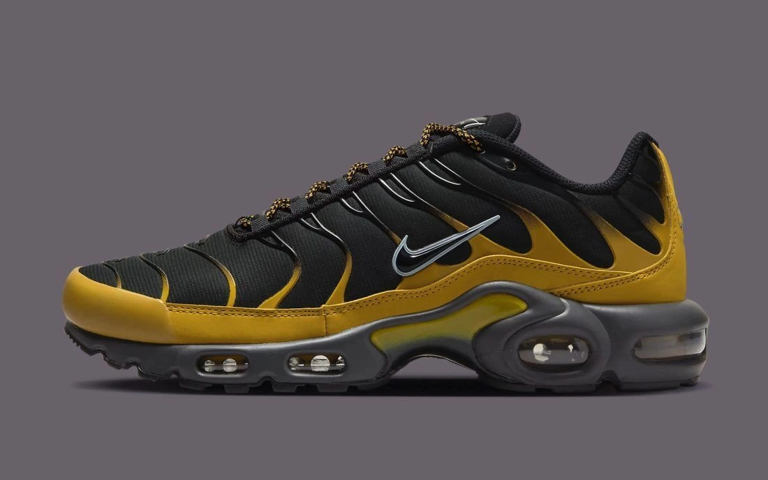 Nike Air Max Plus FB9722-700 Sneakers Men's Bronzine Black Lace Up Running Shoes Nike Invincible Running Shoes