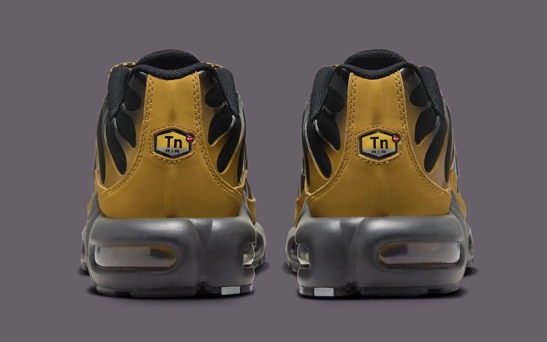 Nike Air Max Plus FB9722-700 Sneakers Men's Bronzine Black Lace Up Running Shoes Best Gym Nike Shoes