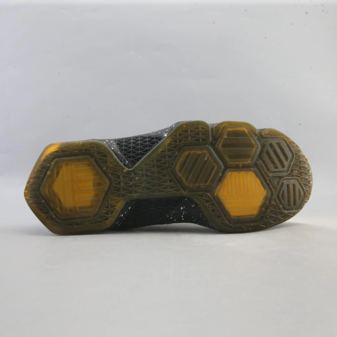 NIKE  LEBRON JAMES XIII 13 North Carolina Basketball Shoes 2017