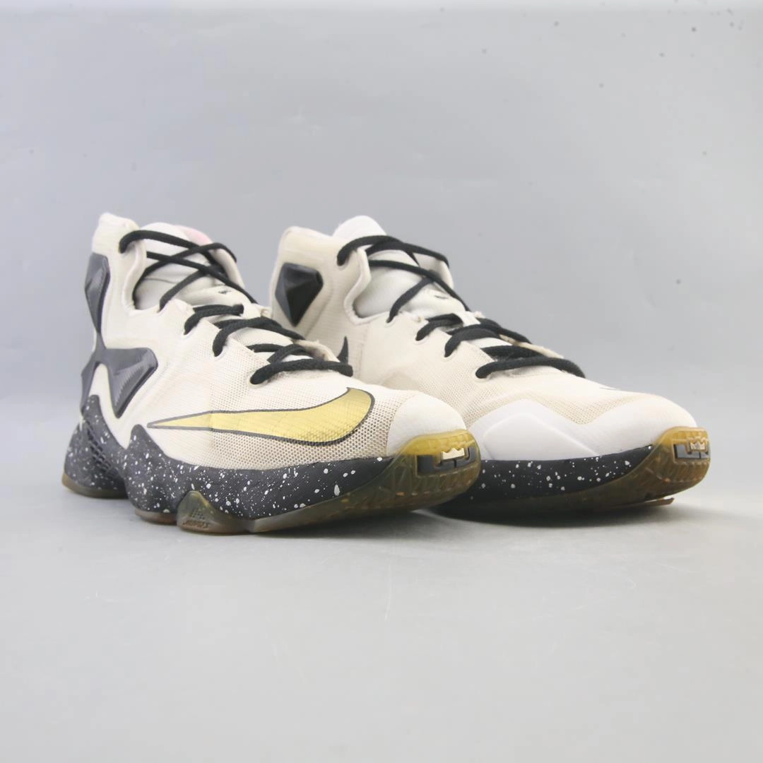 NIKE  LEBRON JAMES XIII 13 Best Basketball 2000s