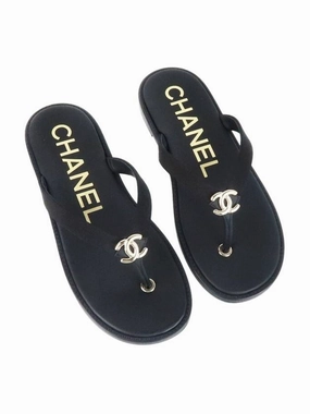 WoMen's CC Logo Flip Flops Black Chanel Faux Mink Slippers