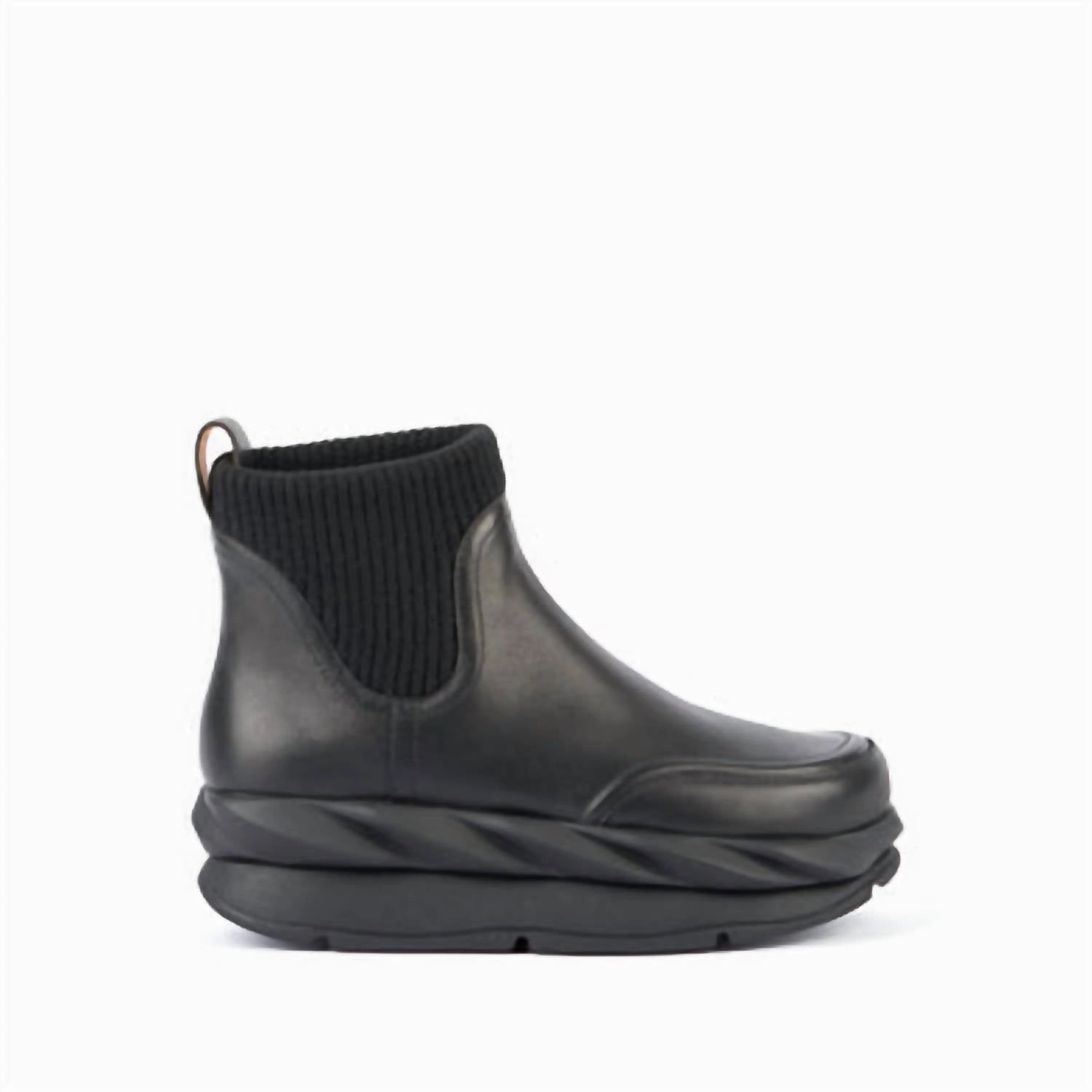 Women's Mellow Flow Chelsea Boot In Black Chelsea Boots Fall Outfits