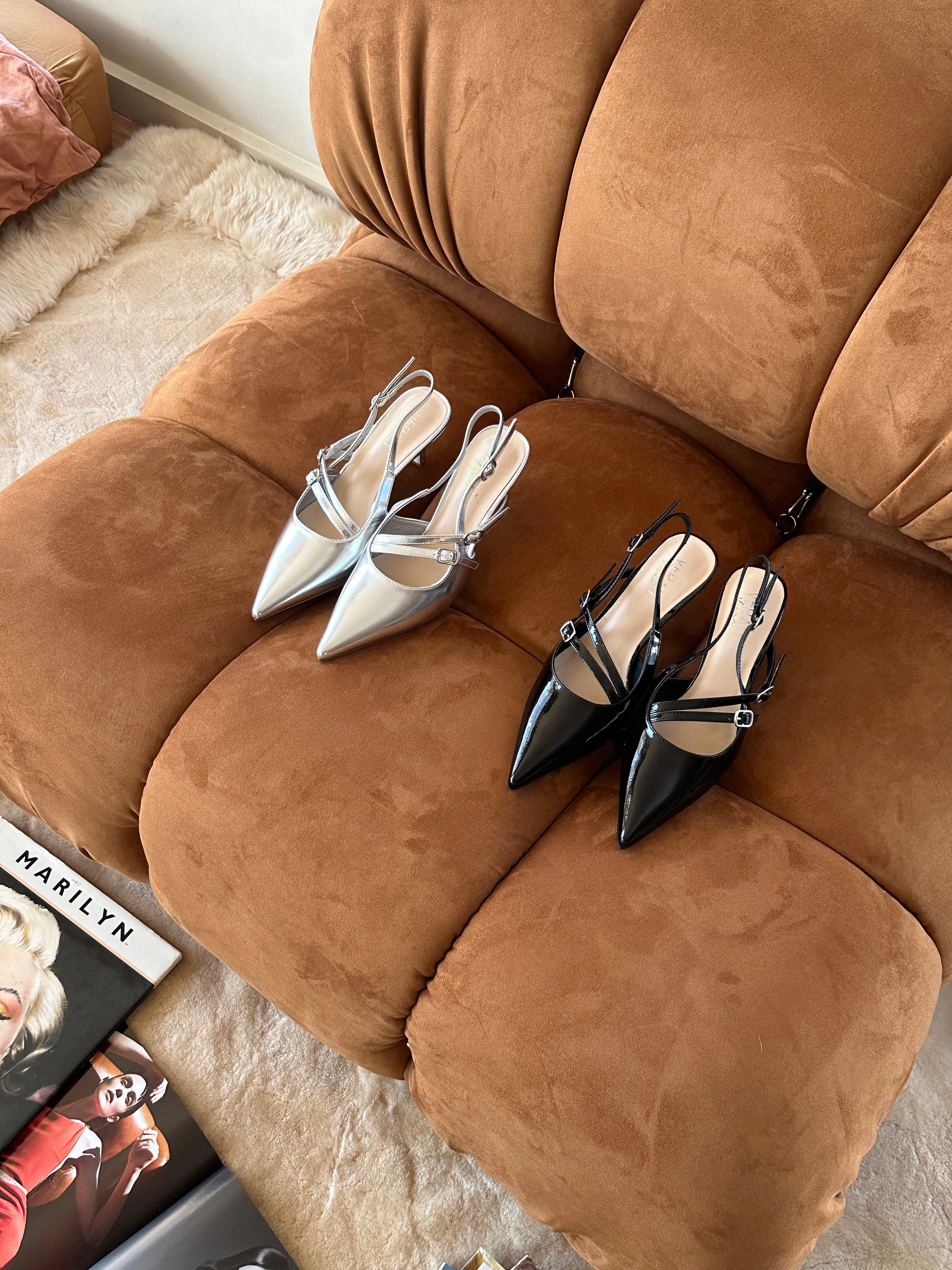 High Heel Chunky Boots Zedd Point Toe Kitten Heels - Silver Metallic